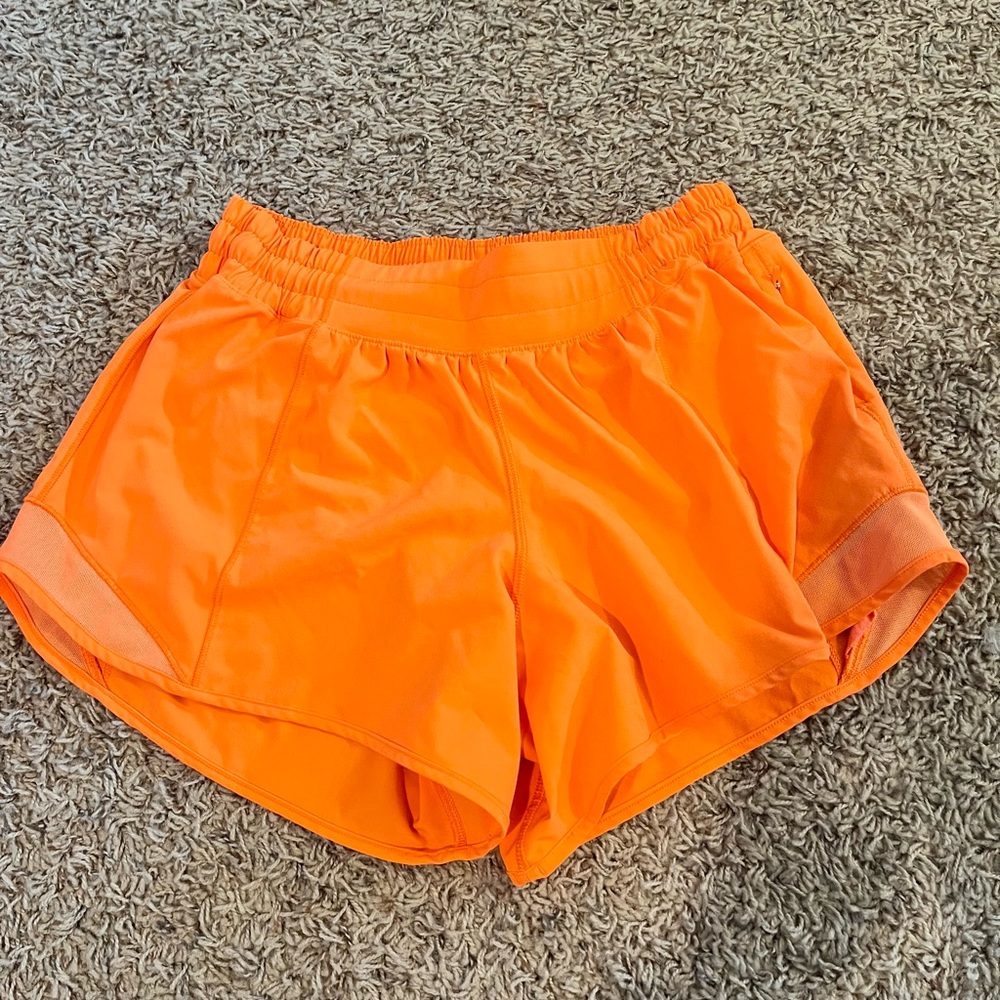 NWOT Neon Orange LuLu Hotty Hot Shorts 4” Size 6